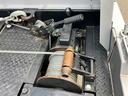 　積載車　最大積載量２８００ｋｇ　６ＭＴ古川ユニック製　Ｎｅｏ５　ウインチ巻上能力２．５ｔｏｎ　ディスチャージヘッドランプ　衝突被害軽減システム　ＥＴＣ　ナビ　ＴＶバックカメラ　電動格納ミラー（21枚目）
