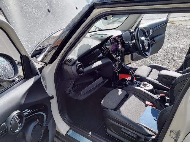 MINI クーパーD クラシック・トリム(17枚目)