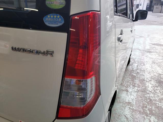 ワゴンR FXアイドリングストップ ワンオーナー ユーザー買取 禁煙車 純正CDオーディオ アイドリングストップ 盗難防止システム 運転席助手席エアバッグ 車検整備付 スペアキー付(49枚目)