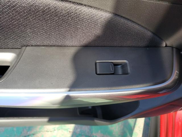 スイフトスポーツ ＺＣ３３Ｓ　ファイナルエディション　特別仕様車　６ＭＴ　ターボ　オートクルーズコントロール　全方位モニター用カメラ　衝突被害軽減ブレーキ　シートヒーター　登録済未使用車（30枚目）