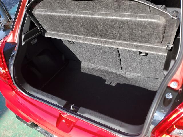 スイフトスポーツ ＺＣ３３Ｓ　ファイナルエディション　特別仕様車　６ＭＴ　ターボ　オートクルーズコントロール　全方位モニター用カメラ　衝突被害軽減ブレーキ　シートヒーター　登録済未使用車（36枚目）