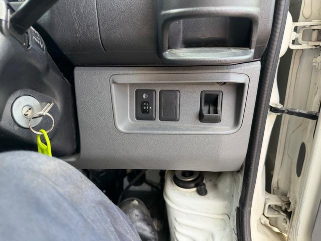 クリッパートラック ＳＤ　三方開　ＳＤ　　２ＷＤ　エアコン　パワステ（15枚目）