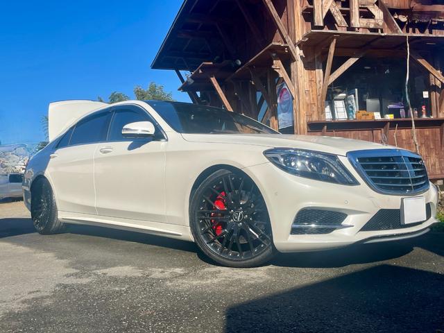 Ｓクラス Ｓ５５０ロング　Ｓ５５０ロング　ＡＭＧライン　ナビ　パノラミックルーフ　　エアロ　ＩＳＴＯＰ　パッケージ　ショーファーパッケージ：記録簿　取説　整備手帳、スペアーキー：Ｃａｒｌｓｓｏｎ２１インチＡＷ　　パドルシフト（48枚目）