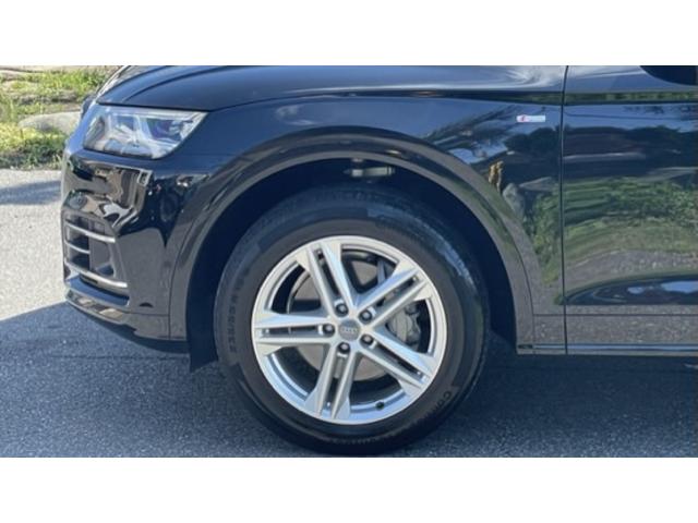 Ｑ５ ４０ＴＤＩクワトロ　スポーツ　ＴＤＩ　クワトロ　スポーツ　Ｓラインパッケージ　ナビ　ＩＳＴＯＰ　４ＷＤ（5枚目）