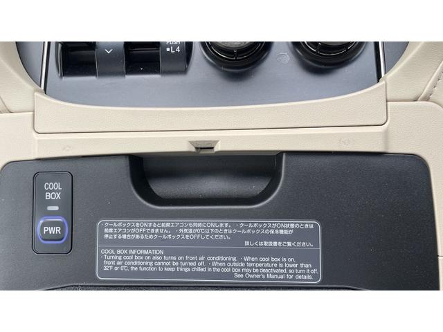 ＬＸ５７０　ＬＸ５７０　２レツシート・５ニンノリ　ナビ　ムーンルーフ　Ｈシフトドライブモードセレクトスーパーインテリジェント８ソクＦＡＴ（８ＳＵＰＥＲＥＣＴ）ｃｏｏｌＢＯＸ冷ステアリングヒーター　ベンチレーション(12枚目)