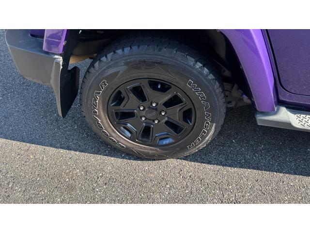 ジープ・ラングラーアンリミテッド バックカントリーエディション 日本限定100台 アンリミテッド バックカントリーエディション ハードトップ 4WD 電子制御5速FAT(5枚目)