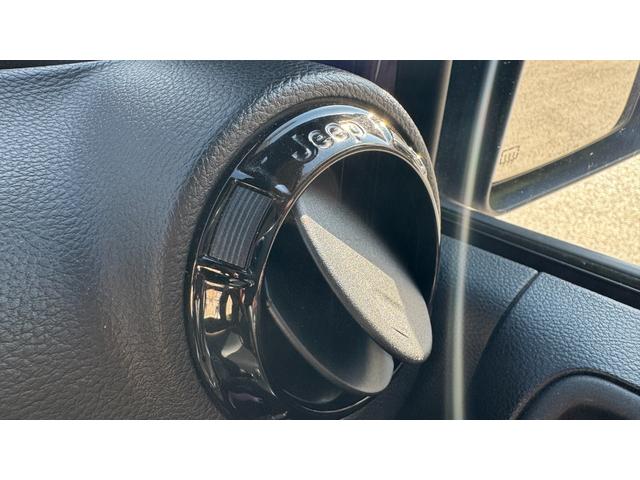 ジープ・ラングラーアンリミテッド バックカントリーエディション 日本限定100台 アンリミテッド バックカントリーエディション ハードトップ 4WD 電子制御5速FAT(26枚目)