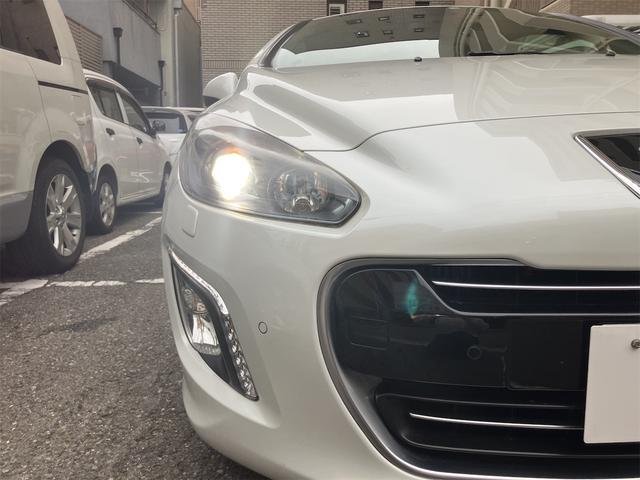 308 CC グリフ インテグラルレザー オープンカー ドライブレコーダー ETC TV クリアランスソナー オートクルーズコントロール HID AT キーレスエントリー 電動格納ミラー シートヒーター アルミホイール 盗難防止システム(26枚目)