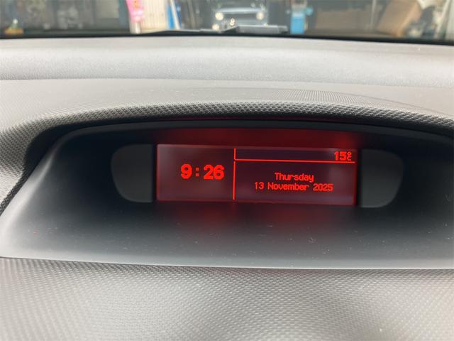 308 CC グリフ インテグラルレザー オープンカー ドライブレコーダー ETC TV クリアランスソナー オートクルーズコントロール HID AT キーレスエントリー 電動格納ミラー シートヒーター アルミホイール 盗難防止システム(49枚目)