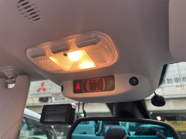 308 CC グリフ インテグラルレザー オープンカー ドライブレコーダー ETC TV クリアランスソナー オートクルーズコントロール HID AT キーレスエントリー 電動格納ミラー シートヒーター アルミホイール 盗難防止システム(56枚目)