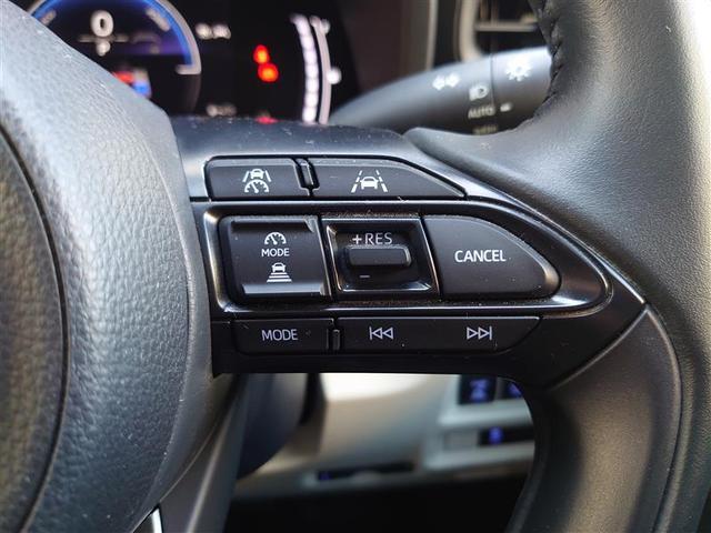 シエンタ ハイブリッドＺ　ＴＳＳ　ワンオーナ　エアバック　キーレスエントリー　イモビライザー　バックモニター　ＬＥＤヘッドライト　ＥＴＣ車載器　横滑り防止　スマートキー　オートエアコン　サイドエアバッグ　ＷＳＲＳ　３列シート（19枚目）