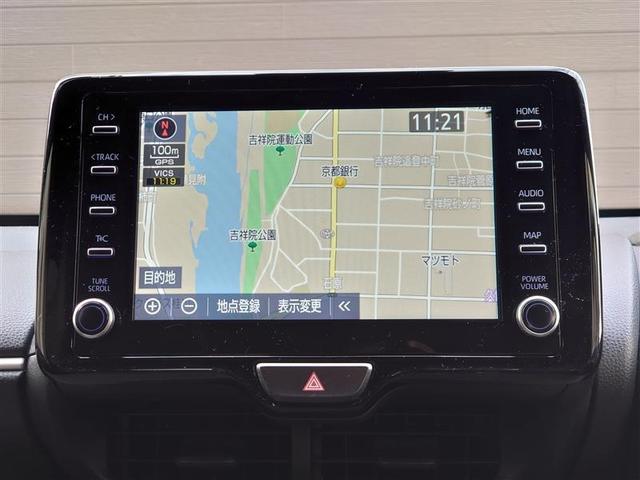 ヤリス ハイブリッドＧ　ＬＥＤライト　Ｉストップ　サイドエアバッグ　スマートキ　ナビ　Ｂモニター　ドライブレコーダー　ＥＴＣ車載器　横滑り防止装置　クルコン　セキュリティアラーム　メディアプレイヤー接続　パワステ　キーフリー（10枚目）