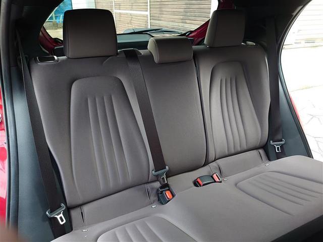 ヤリス ハイブリッドＧ　ＬＥＤライト　Ｉストップ　サイドエアバッグ　スマートキ　ナビ　Ｂモニター　ドライブレコーダー　ＥＴＣ車載器　横滑り防止装置　クルコン　セキュリティアラーム　メディアプレイヤー接続　パワステ　キーフリー（29枚目）