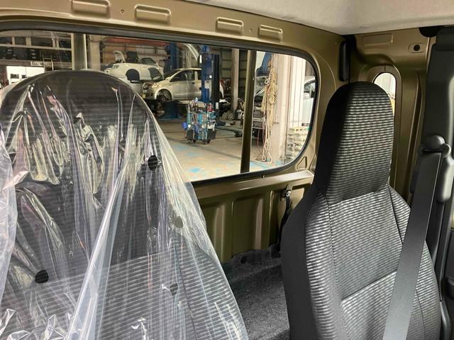 ハイゼットトラック ジャンボエクストラ 4WD CVT 衝突被害軽減システム スマートキー アイドリングストップ ESC エアコン パワーウィンドウ 運転席エアバッグ(7枚目)