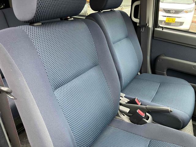 ハイゼットカーゴ クルーズ　軽バン　ＭＴ　両側スライドドア　エアコン　パワーウィンドウ　運転席エアバッグ　助手席エアバッグ　ＣＤ（14枚目）