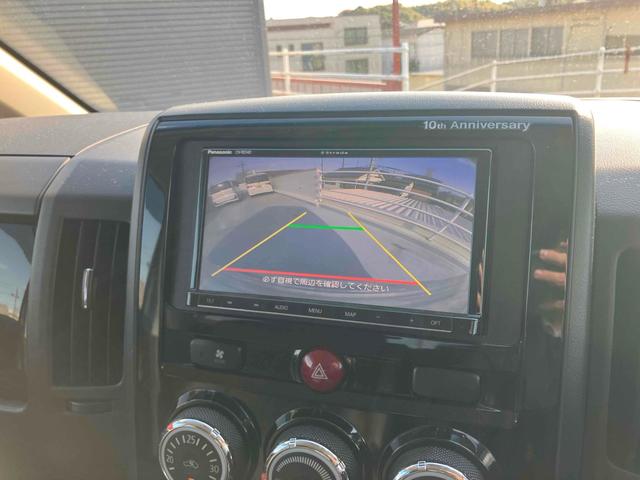 デリカD:5 シャモニー 4WD ハーフレザーシート ドラレコ ETC 全周囲カメラ ナビ TV オートクルーズコントロール 両側電動スライドドア オートライト HID スマートキー 電動格納ミラー シートヒーター 3列シート(4枚目)