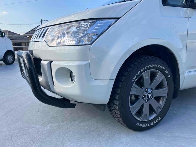 デリカD:5 シャモニー 4WD ハーフレザーシート ドラレコ ETC 全周囲カメラ ナビ TV オートクルーズコントロール 両側電動スライドドア オートライト HID スマートキー 電動格納ミラー シートヒーター 3列シート(15枚目)