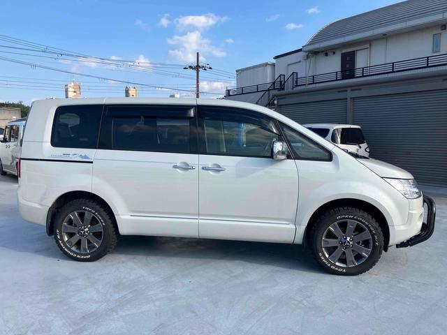 デリカD:5 シャモニー 4WD ハーフレザーシート ドラレコ ETC 全周囲カメラ ナビ TV オートクルーズコントロール 両側電動スライドドア オートライト HID スマートキー 電動格納ミラー シートヒーター 3列シート(19枚目)