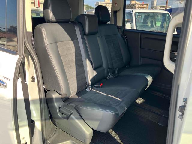 デリカD:5 シャモニー 4WD ハーフレザーシート ドラレコ ETC 全周囲カメラ ナビ TV オートクルーズコントロール 両側電動スライドドア オートライト HID スマートキー 電動格納ミラー シートヒーター 3列シート(28枚目)