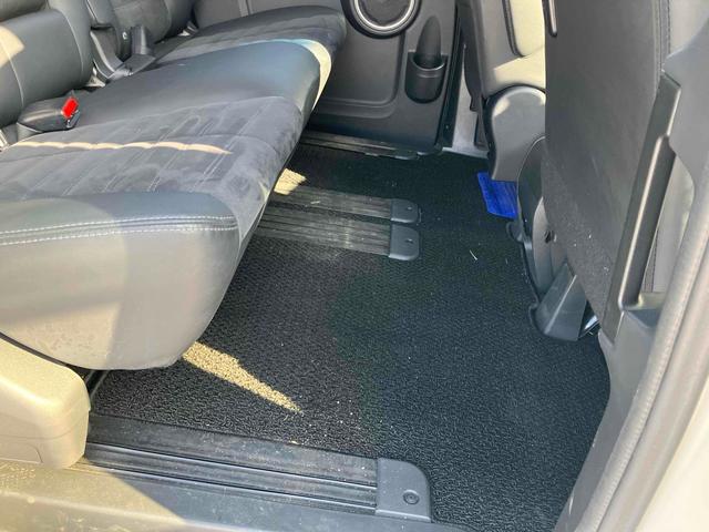 デリカD:5 シャモニー 4WD ハーフレザーシート ドラレコ ETC 全周囲カメラ ナビ TV オートクルーズコントロール 両側電動スライドドア オートライト HID スマートキー 電動格納ミラー シートヒーター 3列シート(29枚目)