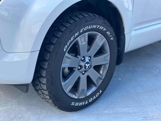 デリカD:5 シャモニー 4WD ハーフレザーシート ドラレコ ETC 全周囲カメラ ナビ TV オートクルーズコントロール 両側電動スライドドア オートライト HID スマートキー 電動格納ミラー シートヒーター 3列シート(45枚目)