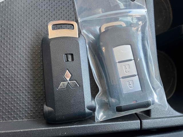 デリカD:5 シャモニー 4WD ハーフレザーシート ドラレコ ETC 全周囲カメラ ナビ TV オートクルーズコントロール 両側電動スライドドア オートライト HID スマートキー 電動格納ミラー シートヒーター 3列シート(50枚目)