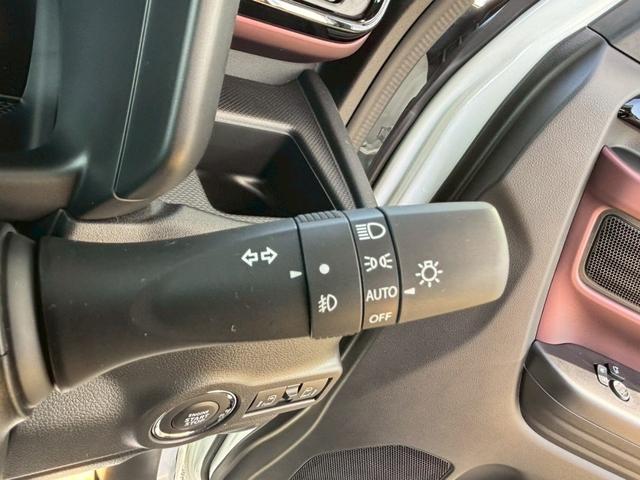 スペーシアカスタム ハイブリッドXS 純正9インチナビ 全方位カメラ ETC スズキコネクト通信機 電動パーキング アダプティブクルーズコントロール 両側パワースライドドア ハンドルヒーター シートヒーター リモコンキー2個(17枚目)