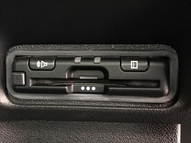 Ｎ－ＢＯＸカスタム ベースグレード　ホンダ認定中古車　デモカー　純正ドラレコ　Ｗ電動ドア　ＵＳＢ接続　ＣＭＢＳ　Ｄレコ　オートエアコン　スマートキ　ＬＥＤ　盗難防止装置　クルコン　ＥＴＣ　バックカメラ　フルセグＴＶ　パワーステアリング（9枚目）