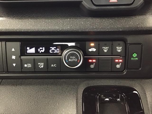 Ｎ－ＢＯＸカスタム ベースグレード　ホンダ認定中古車　デモカー　純正ドラレコ　Ｗ電動ドア　ＵＳＢ接続　ＣＭＢＳ　Ｄレコ　オートエアコン　スマートキ　ＬＥＤ　盗難防止装置　クルコン　ＥＴＣ　バックカメラ　フルセグＴＶ　パワーステアリング（13枚目）