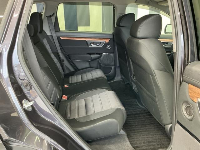 ＣＲ－Ｖハイブリッド ＥＸ　ホンダ認定中古車　純正ドラレコ前　ＥＴＣ　ワンオ－ナ－　オートライト　ドライブレコーダー　ＬＥＤ　衝突被害軽減システム　スマキー　イモビライザー　電動シ－ト　フルセグＴＶ　アイドリングストップ　Ｂカメ（17枚目）