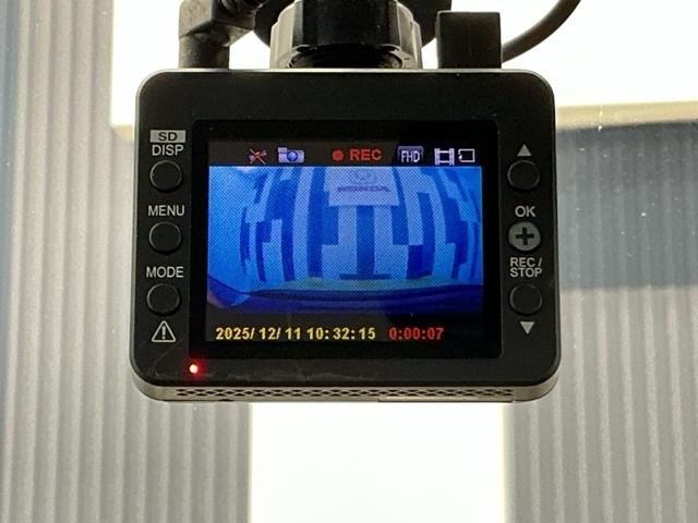 N-ONE プレミアムツアラー・ローダウン ホンダ認定中古車 社外ドラレコ前 HID スマ-トキ- ナビTV 横滑り防止機能 サイドエアバッグ ターボモデル AAC ABS ローダウン Rカメラ オートクルーズコントロール ETC WSRS(6枚目)