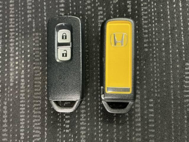 N-ONE プレミアムツアラー・ローダウン ホンダ認定中古車 社外ドラレコ前 HID スマ-トキ- ナビTV 横滑り防止機能 サイドエアバッグ ターボモデル AAC ABS ローダウン Rカメラ オートクルーズコントロール ETC WSRS(18枚目)