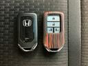 スパーダホンダセンシング　ホンダ認定中古車　社外ドラレコ前後　アクティブクルーズ　両側オートスライドドア　アイドルストップ　ＵＳＢ入力　パワーステアリング　ワンオ－ナ－　リアエアコン　定期点検記録簿　キーレス　後カメラ　イモビ（18枚目）