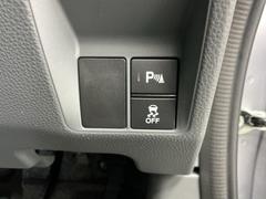 �㳲ʪ�Ȥε�Υ����Ť��Ȳ����䥢�顼�ࡦ�ǥ����ץ쥤ɽ�����Τ餻�Ƥ����㳲ʪ���󥵡����֤������֤γ�¦���Ĥ�������¦�ش���������ꤹ���ư���ɻߤ����ꤷ�����Ԥ򥵥ݡ��Ȥ��벣����ɻ������դ��Ǥ��� 4