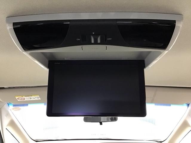 フリードハイブリッド ハイブリッド・ＥＸ　ホンダ認定中古車　両側電動　ＬＥＤライト　１オナ　地デジフルセグＴＶ　シ－トヒ－タ－　整備記録簿　リヤカメラ　フルオートエアコン　ＡＢＳ　ＤＶＤ再生可　ウォークスルー　サイドエアバッグ　キーフリー（9枚目）