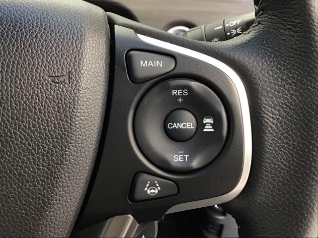 フリードハイブリッド ハイブリッド・ＥＸ　ホンダ認定中古車　両側電動　ＬＥＤライト　１オナ　地デジフルセグＴＶ　シ－トヒ－タ－　整備記録簿　リヤカメラ　フルオートエアコン　ＡＢＳ　ＤＶＤ再生可　ウォークスルー　サイドエアバッグ　キーフリー（10枚目）