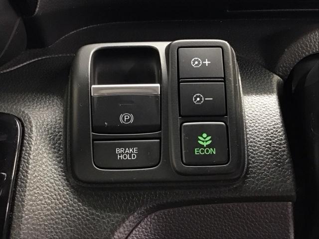 Ｎ－ＢＯＸカスタム Ｌ　ホンダ認定中古車　純正ナビ　ＬＥＤライト　Ｐソナー　１オーナー　サイドエアバッグ　ナビＴＶ　Ａストップ　シートヒータ　キーフリーシステム　リアカメ　クルーズコントロール　ＡＣ　ＤＶＤ視聴可能　スマキー（9枚目）