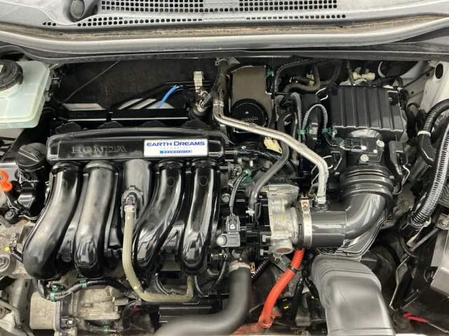 ヴェゼル ハイブリッドX ホンダ認定中古車 純正ナビ LEDライト リヤカメラ ETC付き Aクルーズ セキュリティアラーム VSA アイドリングSTOP 整備記録簿 ナビTV スマートキ サイドエアバッグ DVD再生機能(18枚目)