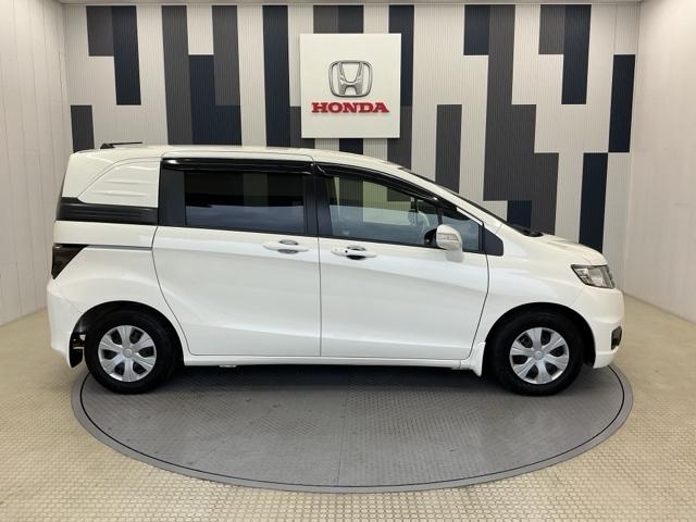 フリードスパイク Gジャストセレクション ホンダ認定中古車 両側電動 純正ナビ スマートキーシステム オートクルーズコントロール セキュリティー ナビ・テレビ 横滑防止 HDDナビ AUTOエアコン ワンセグ パワーウィンドウ DVD再生機能(24枚目)