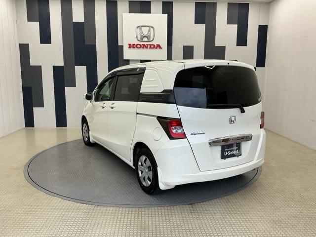 フリードスパイク Gジャストセレクション ホンダ認定中古車 両側電動 純正ナビ スマートキーシステム オートクルーズコントロール セキュリティー ナビ・テレビ 横滑防止 HDDナビ AUTOエアコン ワンセグ パワーウィンドウ DVD再生機能(25枚目)