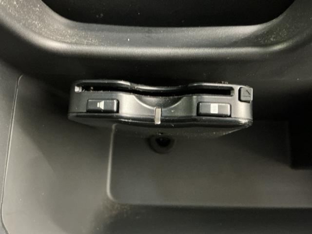 ハスラー Ｇ　４ＷＤ　ワンオーナー　シートヒーター　セキュリティー　アイドリング　スマキー　ＶＳＣ　ＥＴＣ車載器　キーレスエントリーシステム　パワーウィンドウ　Ｗエアバック　パワーステアリング　エアコン　ＵＳＢ接続（8枚目）