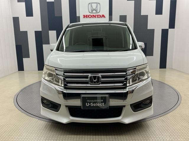 ステップワゴンスパーダ Ｚ　ホンダ認定中古車　社外ドラレコ前　ＥＴＣ　横滑防止　イモビ　ＵＳＢ接続　スマキー　地デジＴＶ　バックモニタ－　３列シ－ト　キーフリー　フロントカメラ　パワーウィンド　ナビ・ＴＶ　エアコン　ＤＶＤ再生（22枚目）