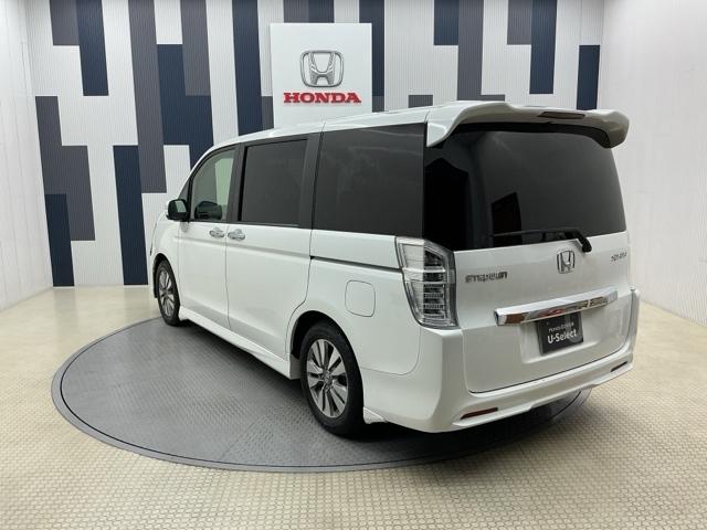 ステップワゴンスパーダ Ｚ　ホンダ認定中古車　社外ドラレコ前　ＥＴＣ　横滑防止　イモビ　ＵＳＢ接続　スマキー　地デジＴＶ　バックモニタ－　３列シ－ト　キーフリー　フロントカメラ　パワーウィンド　ナビ・ＴＶ　エアコン　ＤＶＤ再生（25枚目）