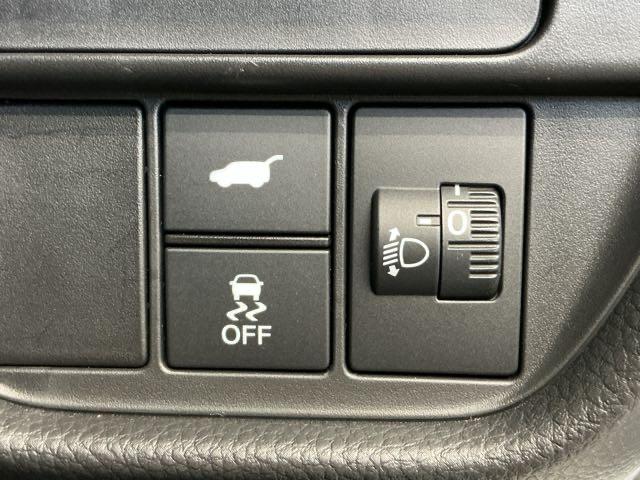 ZR-V X ホンダ認定中古車 デモカー 純正ドラレコ クリアランスソナー 地デジ Bカメ オートクルーズコントロール ESC サイドカーテンエアバック エアコン 整備記録簿 盗難防止装置 LEDライト USB(10枚目)