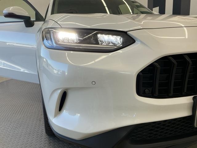 ZR-V X ホンダ認定中古車 デモカー 純正ドラレコ クリアランスソナー 地デジ Bカメ オートクルーズコントロール ESC サイドカーテンエアバック エアコン 整備記録簿 盗難防止装置 LEDライト USB(23枚目)