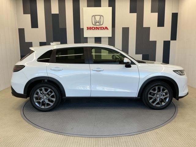 ZR-V X ホンダ認定中古車 デモカー 純正ドラレコ クリアランスソナー 地デジ Bカメ オートクルーズコントロール ESC サイドカーテンエアバック エアコン 整備記録簿 盗難防止装置 LEDライト USB(26枚目)