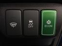 ハイブリッド・ナビプレミアムセレクション　ホンダ認定中古車　社外ドラレコ前　ＥＴＣ　ワンオーナー車　ドライブレコーダー　セキュリティアラーム　バックモニター　Ｗエアバック　オートエアコン　ＤＶＤ再生　オートクルーズコントロール　ＨＤＤナビ（12枚目）