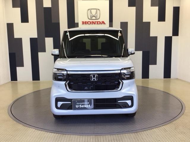 Ｎ－ＢＯＸカスタム ベースグレード　ホンダ認定中古車　デモカー　純正ドラレコ　Ｗ電動ドア　ＣＭＢＳ　Ｄレコ　ベンチシート　オートエアコン　スマートキ　ＬＥＤ　盗難防止装置　クルコン　ＥＴＣ　バックカメラ　フルセグＴＶ　パワーステアリング（25枚目）