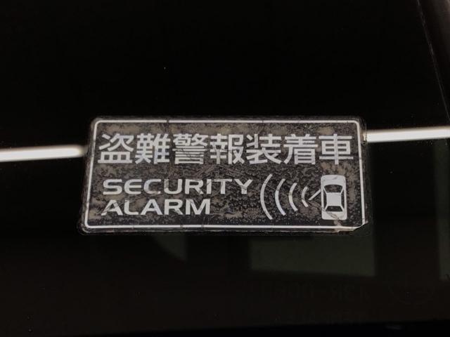 スイフト ＸＬ　ワンオーナー　バックカメラ　ＨＩＤライト　セキュリティー　ＴＶナビ　運転席エアバッグ　スマートキー　オートエアコン　キーフリー　横滑り防止機能　ＡＢＳ　パワステ　パワーウィンドウ　ワンセグＴＶ（12枚目）