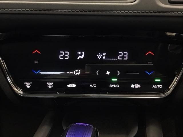 ヴェゼル ハイブリッドＸ・ホンダセンシング　ホンダ認定中古車　純正ドラレコ前　ＬＥＤ　１オナ　地デジ　Ａクルーズ　Ｂモニ　スマキー　オートエアコン　ＶＳＡ　ＥＴＣ車載器　カーテンエアバッグ　ドライブレコーダー装着車　ＡＢＳ　パワーウィンドウ（15枚目）